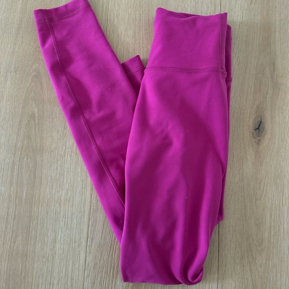 Lululemon Wunder Train High-Rise Tight 25" in Ripened Raspberry - Picture 4 of 8
